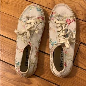 Silk embroidered Supergas